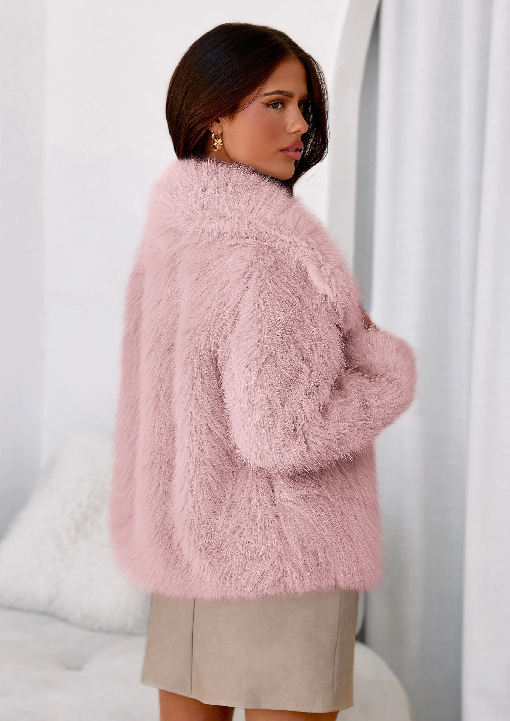PRETTYGARDEN Womens Winter Coats Trendy Long Sleeve Furry Faux Fur Jackets Button Lapel Warm Fall Outwear with Pockets - Image 15